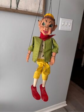 Vintage Hazelle Inc. Tyrolean Boy Marionette – Airplane Control Puppet